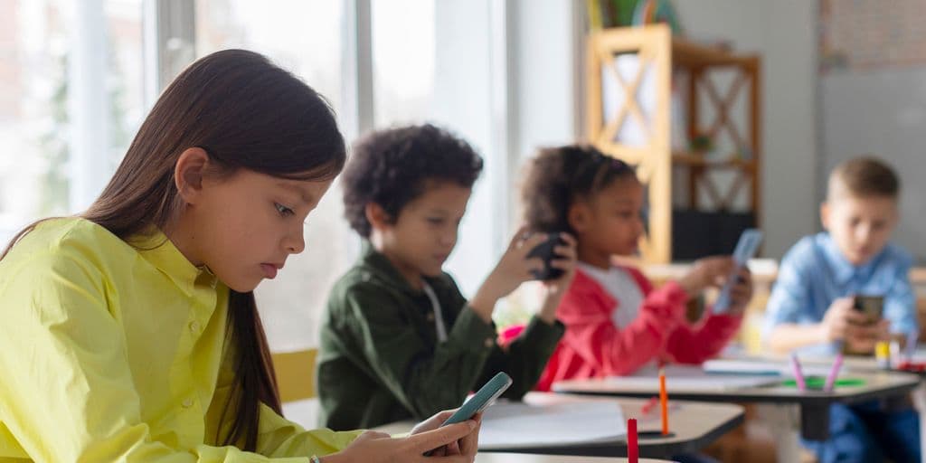 Student Cellphone Bans Differ by Time of Ban and Place of Storage